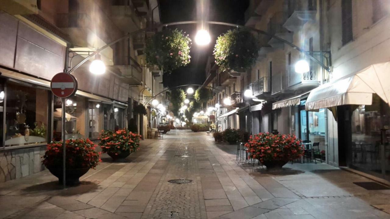 Appartamento Rosa Alpina Tra Il Casino E Le Terme Di Saint Vincent Exterior photo