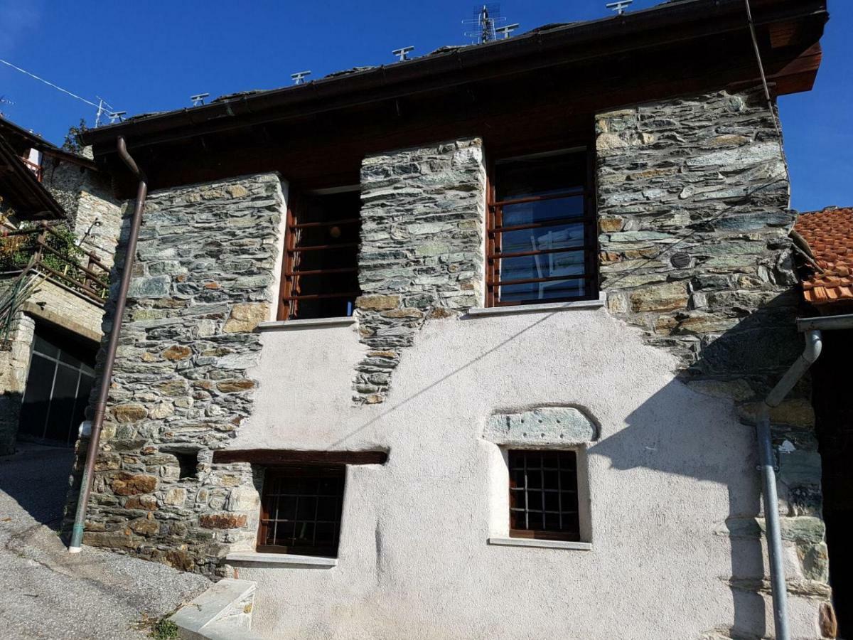Appartamento Rosa Alpina Tra Il Casino E Le Terme Di Saint Vincent Exterior photo
